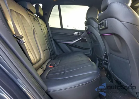 2020 BMW X5 xDrive40I z USA, uszkodzony, nr VIN 5UXCR6C00L9C05904